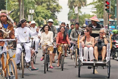 Pipiko life in Indonesia .